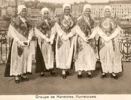 Groupe de Matelotes Porteloises, 1900