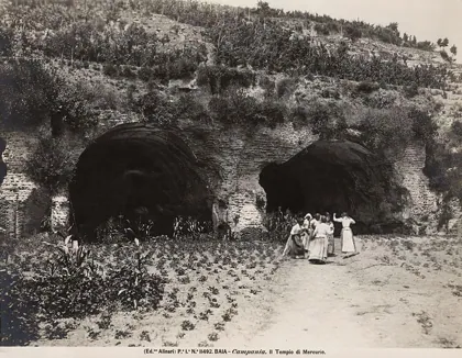 Alinari n. 11492 - Baia, Campania - Il Tempio di Mercurio, 1900