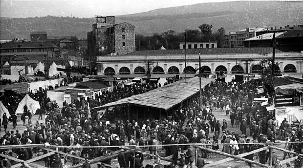 Ghantar market, Yerevan, 1920