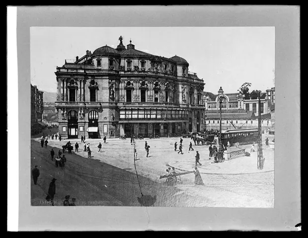 The theatre, Bilbao, 1910