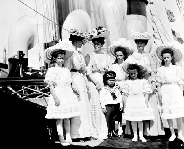 The Tsar's family, Tallinn, 1908