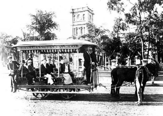 The horse tramcars, Honolulu, 1901