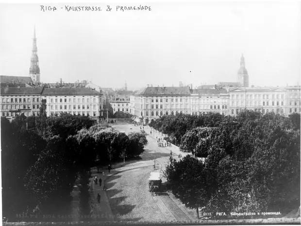 Kalkstrasse and the promenade, Riga, 1919