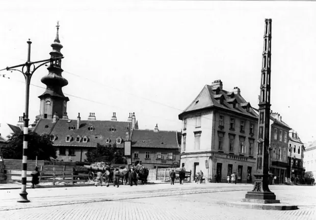 Michaeler-Tor, Bratislava, 1920