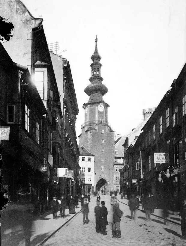 Mihály-kapu, Bratislava, 1903